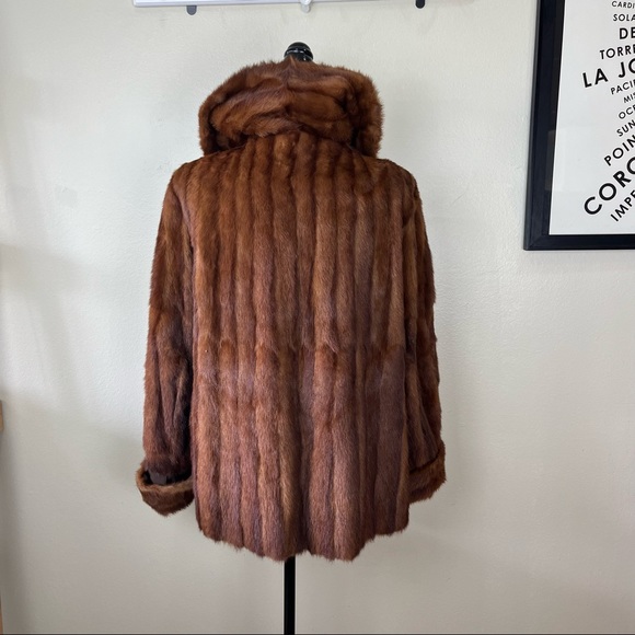 Vintage Mink Coat, C.R. Cook of Peoria of Illinois S/Large, Excellent Condition - Picture 4 of 8